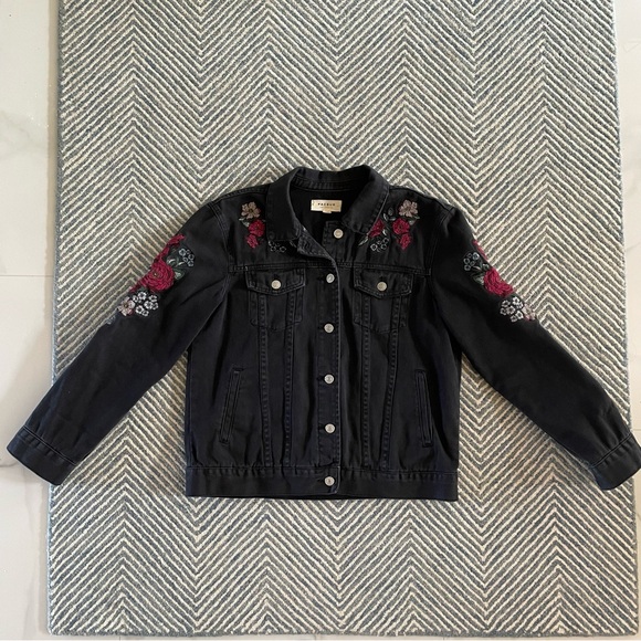 embroidered jacket - Picture 5 of 7